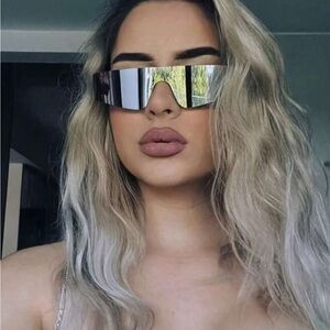New Stylish Silver Sunglasses